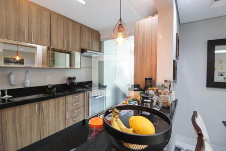 Apartamento à venda com 84m², 2 quartos e 1 vaga Apartamento à venda com 84m², 2 quartos e 1 vagaCozinha e Área de Serviço