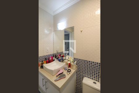 Apartamento à venda com 84m², 2 quartos e 1 vaga Apartamento à venda com 84m², 2 quartos e 1 vagaBanheiro