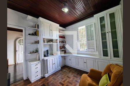 Sala de casa à venda com 3 quartos, 200m² em Floresta, Belo Horizonte