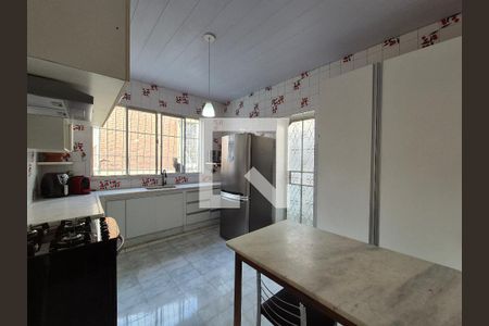 Casa à venda com 200m², 3 quartos e 2 vagasCozinha