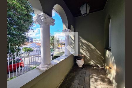 Casa à venda com 200m², 3 quartos e 2 vagasVaranda