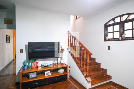 Sala de casa à venda com 3 quartos, 188m² em Vila Moinho Velho, São Paulo