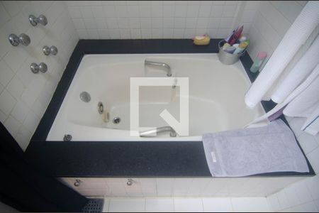 Apartamento à venda com 216m², 3 quartos e 1 vagaBanheiro