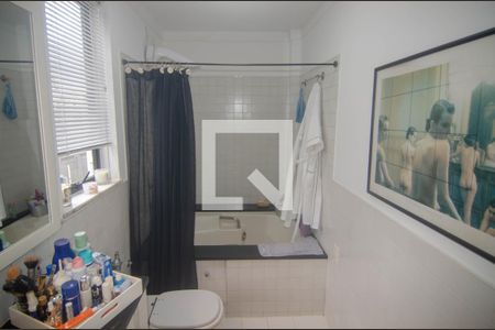 Apartamento à venda com 216m², 3 quartos e 1 vagaBanheiro