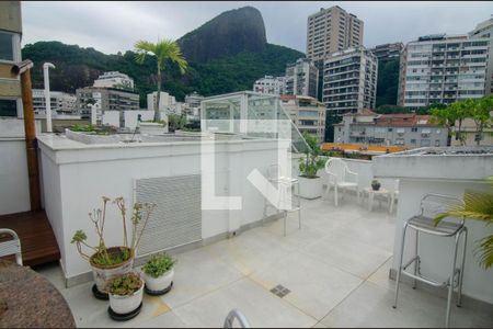 Apartamento à venda com 216m², 3 quartos e 1 vagaÁrea comum - Piscina