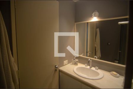 Apartamento à venda com 216m², 3 quartos e 1 vagaBanheiro da Suíte