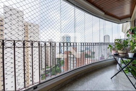 Sacada de apartamento para alugar com 2 quartos, 105m² em Vila Alexandria, São Paulo
