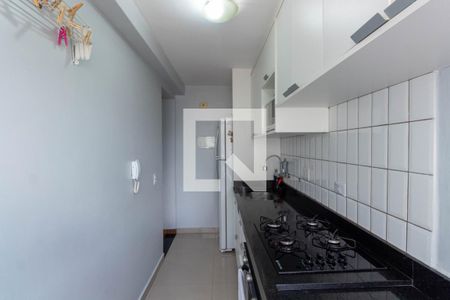 Cozinha de apartamento à venda com 2 quartos, 49m² em Jardim São Nicolau, São Paulo