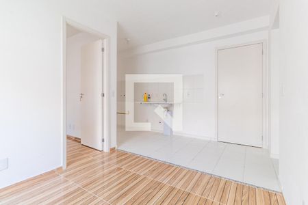 Sala de kitnet/studio para alugar com 2 quartos, 42m² em Jardim Adriana, Guarulhos