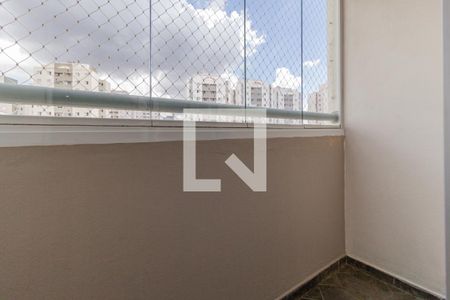 Sacada de apartamento à venda com 3 quartos, 70m² em Continental, Osasco