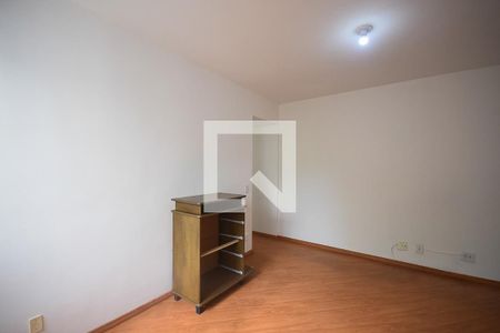 Sala de apartamento para alugar com 2 quartos, 56m² em Parque Taboão, Taboão da Serra