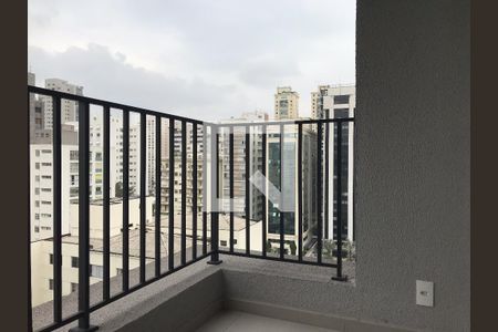 Studio para alugar com 27m², 1 quarto e sem vaga Studio para alugar com 27m², 1 quarto e sem vagaVaranda Studio