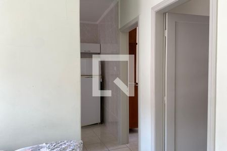 Corredor  de apartamento para alugar com 2 quartos, 45m² em Boqueirão, Praia Grande