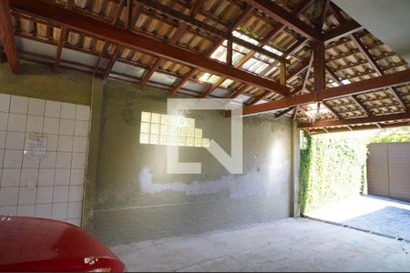 Sala - Quarto - Vista pátio de kitnet/studio para alugar com 1 quarto, 37m² em Lagoa da Conceição, Florianópolis