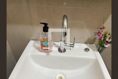 Casa à venda com 200m², 3 quartos e 1 vagaBanheiro Corredor