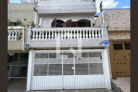 Casa à venda com 200m², 3 quartos e 1 vagaFachada