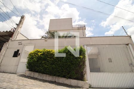 Casa de condomínio à venda com 120m², 3 quartos e 2 vagasFachada