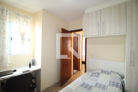 Casa de condomínio à venda com 120m², 3 quartos e 2 vagasQuarto 2 