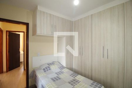 Casa de condomínio à venda com 120m², 3 quartos e 2 vagasQuarto 2 