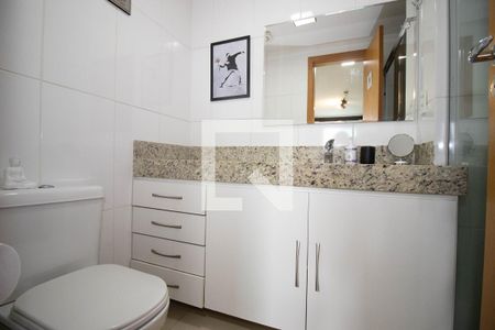 Apartamento à venda com 44m², 1 quarto e 1 vaga Apartamento à venda com 44m², 1 quarto e 1 vagaBanheiro Social