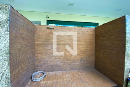 Apartamento à venda com 44m², 1 quarto e 1 vaga Apartamento à venda com 44m², 1 quarto e 1 vagaÁrea comum - Piscina