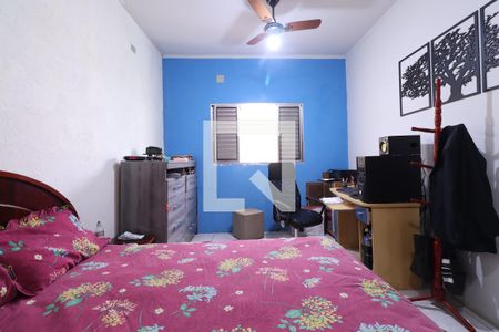 Casa à venda com 120m², 4 quartos e 6 vagasQuarto 2