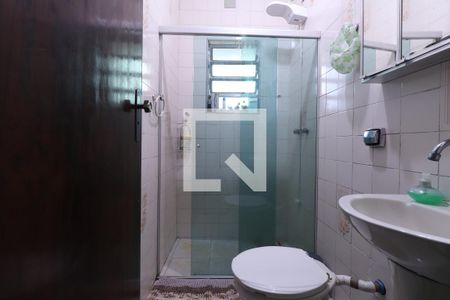 Casa à venda com 120m², 4 quartos e 6 vagasBanheiro 1