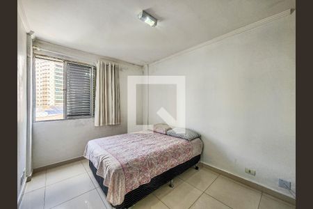 Quarto 1 de apartamento para alugar com 3 quartos, 71m² em Vila Luis Antônio, Guarujá