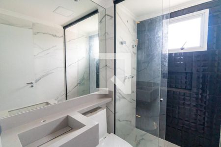 Banheiro da Suíte de apartamento para alugar com 2 quartos, 56m² em Saúde, São Paulo