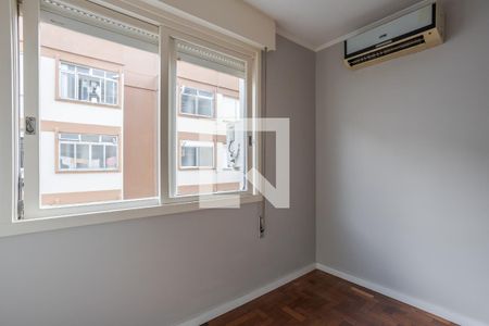 Quarto 1 de apartamento para alugar com 3 quartos, 96m² em Petrópolis, Porto Alegre