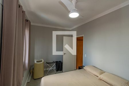 Quarto de apartamento à venda com 1 quarto, 61m² em Vila Itapura, Campinas