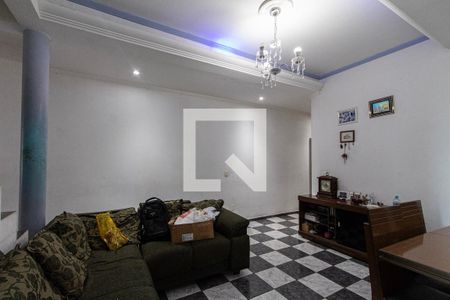 Casa para alugar com 204m², 4 quartos e 2 vagasSala