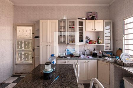 Casa para alugar com 204m², 4 quartos e 2 vagasCozinha