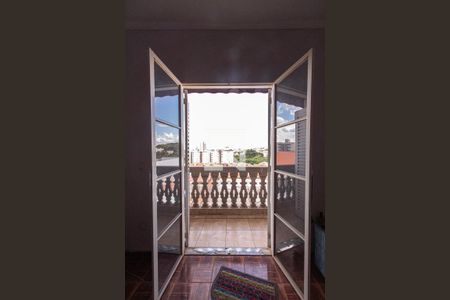 Casa para alugar com 204m², 4 quartos e 2 vagasQuarto 1