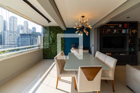 Apartamento à venda com 136m², 3 quartos e 3 vagasSala