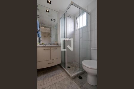 Apartamento à venda com 136m², 3 quartos e 3 vagasBanheiro do Quarto 2