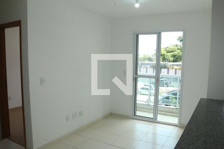Sala de apartamento para alugar com 2 quartos, 49m² em Cruzeiro do Sul, Nova Iguaçu