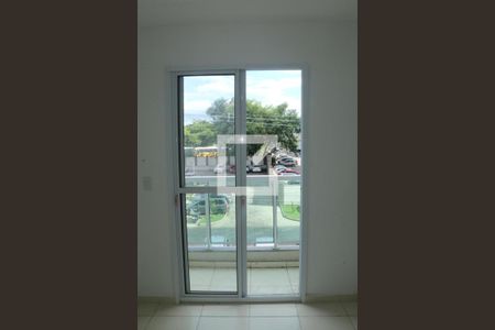 Sala de apartamento para alugar com 2 quartos, 49m² em Cruzeiro do Sul, Nova Iguaçu