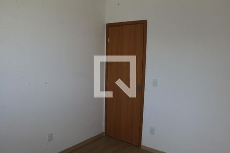 Quarto 1 de apartamento para alugar com 2 quartos, 49m² em Cruzeiro do Sul, Nova Iguaçu