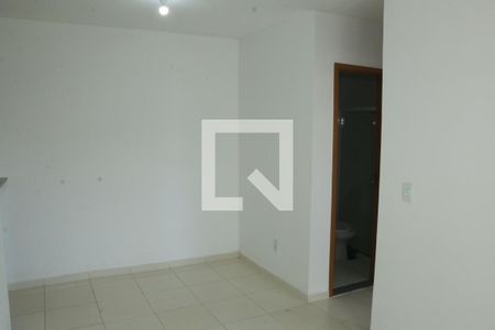 Sala de apartamento para alugar com 2 quartos, 49m² em Cruzeiro do Sul, Nova Iguaçu