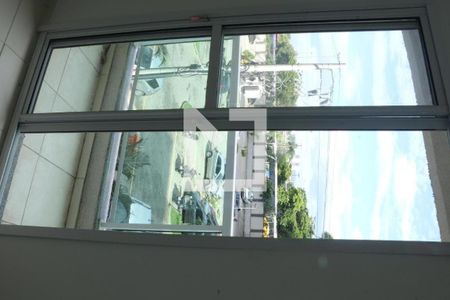 Sala de apartamento para alugar com 2 quartos, 49m² em Cruzeiro do Sul, Nova Iguaçu