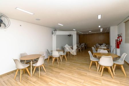 Apartamento para alugar com 40m², 2 quartos e 1 vagaÁrea comum - Salão de festas