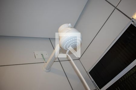 Banheiro de kitnet/studio para alugar com 1 quarto, 25m² em Vila Medeiros, São Paulo