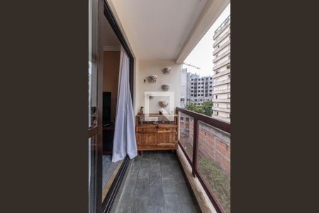 Sacada da Sala de apartamento à venda com 2 quartos, 63m² em Vila Guarani (z Sul), São Paulo