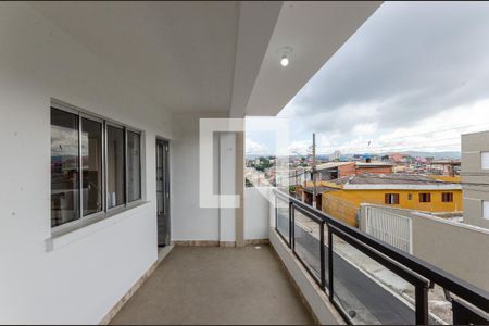 Sacada de casa para alugar com 3 quartos, 180m² em Vila Ramos, São Paulo