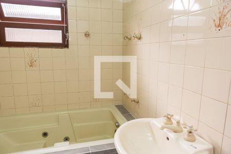 Casa à venda com 125m², 2 quartos e 1 vagaBanheiro do Quarto 2