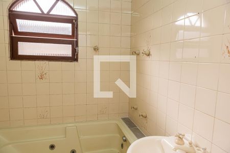 Casa à venda com 125m², 2 quartos e 1 vagaBanheiro do Quarto 2