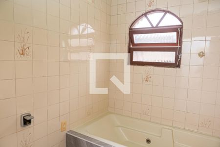 Casa à venda com 125m², 2 quartos e 1 vagaBanheiro do Quarto 2