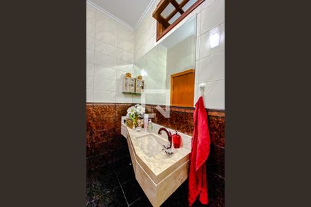 Casa à venda com 267m², 4 quartos e 3 vagasLavabo