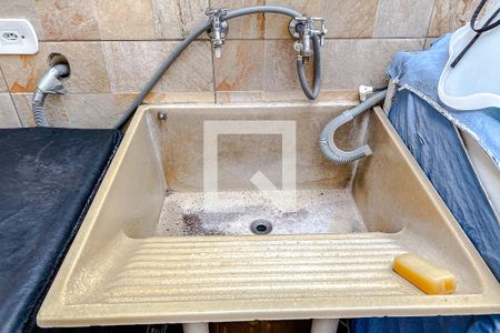 Casa à venda com 267m², 4 quartos e 3 vagasÁrea de Serviço 2